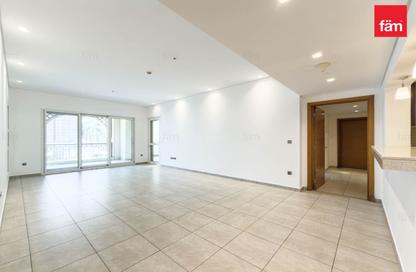 Apartment - 3 - 4 for rent in Marina Residences 5 - Marina Residences - Palm Jumeirah - Dubai