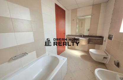 Apartment - 3 Bedrooms - 4 Bathrooms for rent in Al Waha Residence - Al Khan - Sharjah Apartment - 3 Bedrooms - 4 Bathrooms for rent in Al Waha Residence - Al Khan - Sharjah