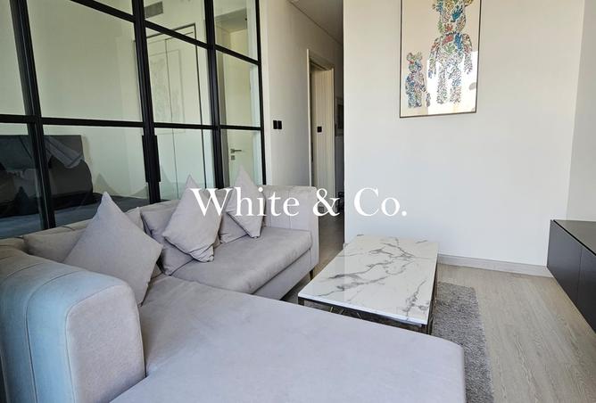 Vacant Now | Furnished | Multiple Cheques photo 3