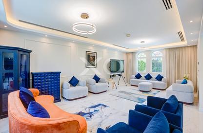Villa - 3 Bedrooms - 4 Bathrooms for rent in District 8 - Jumeirah Park - Dubai