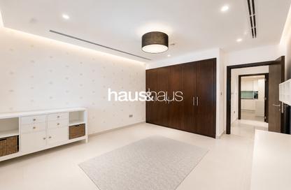 Apartment - 3 Bedrooms - 5 Bathrooms for sale in Golden Mile 2 - Golden Mile - Palm Jumeirah - Dubai