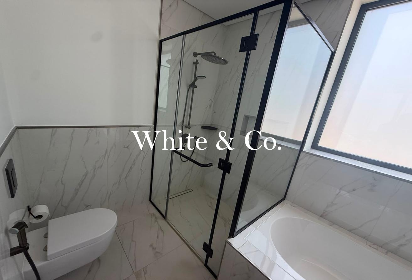 Spacious 4BR + Maid | District One | MBR photo 6