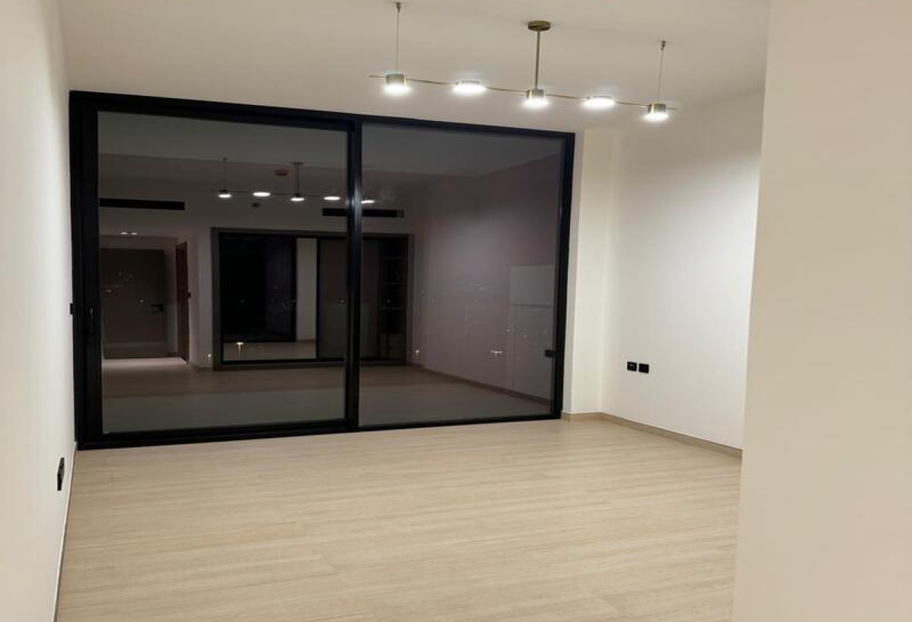 VACANT| BRAND NEW | INVESTOR DEAL gallery image