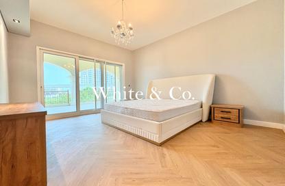 Apartment - 2 Bedrooms - 3 Bathrooms for rent in Marina Residences 3 - Marina Residences - Palm Jumeirah - Dubai