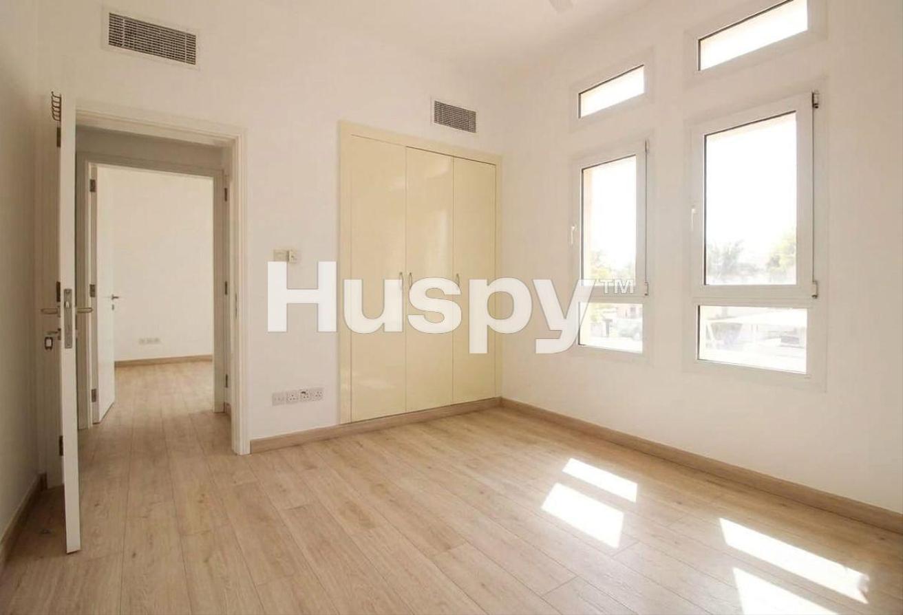 Semi Upgraded | Close to Amenities | Corner Unit photo 8