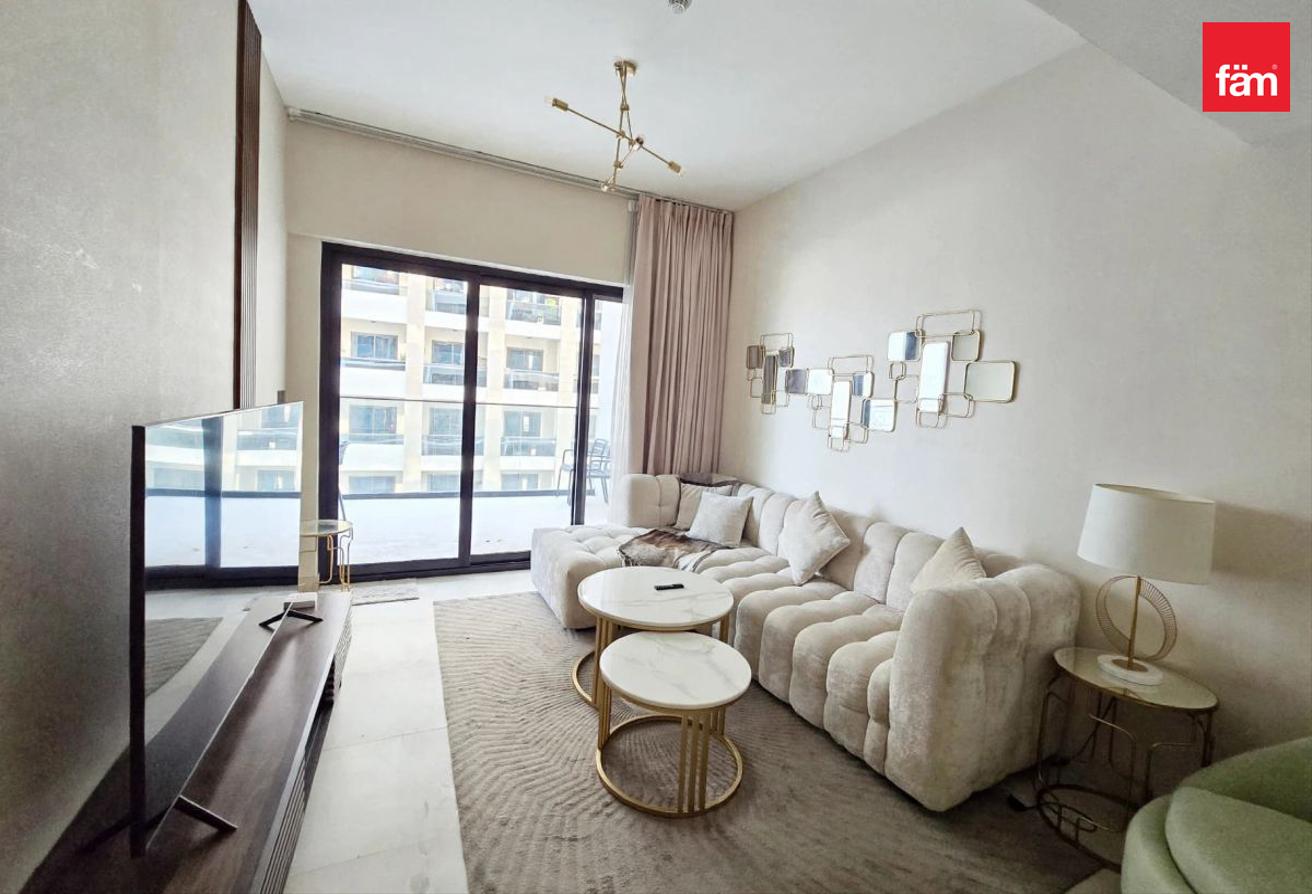 Fully Furnished | Vacant | Exclusive photo 4