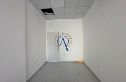 Shop - Studio - 1 Bathroom for rent in Abdulqader Qassim Abdullah Alqassim 2 Building - Al Warqa'a 1 - Al Warqa'a - Dubai