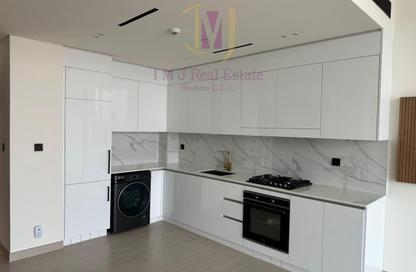 Apartment - 1 Bedroom - 2 Bathrooms for rent in Binghatti Azure - District 16 - Jumeirah Village Circle - Dubai Apartment - 1 Bedroom - 2 Bathrooms for rent in Binghatti Azure - District 16 - Jumeirah Village Circle - Dubai