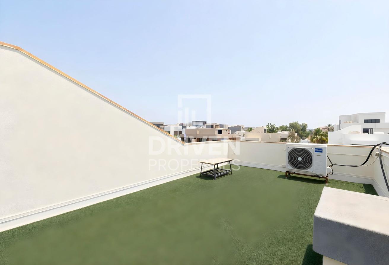 Stand Alone Villa | Large Layout | Skyline View photo 26