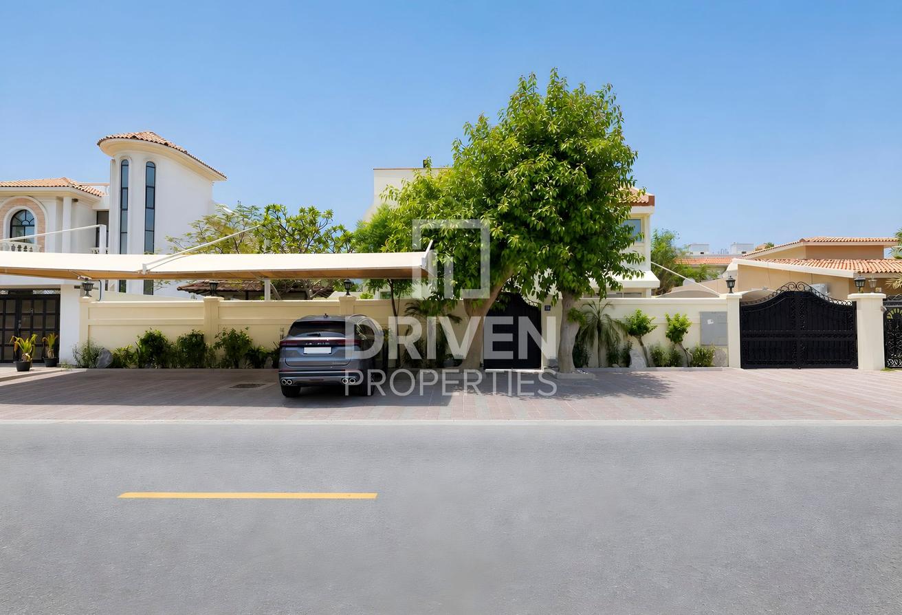 Stand Alone Villa | Large Layout | Skyline View photo 28
