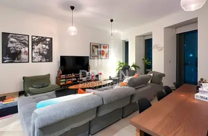 شقة - غرفة نوم - 2 حمامات للايجار في برج فيستا - برج فيستا - وسط مدينة دبي - دبي