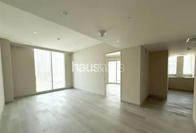 163254001 - Property Image 2