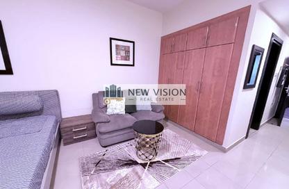 Apartment - Studio - 1 Bathroom for rent in Palm Tower 3 - Palm Towers - Al Majaz - Sharjah
