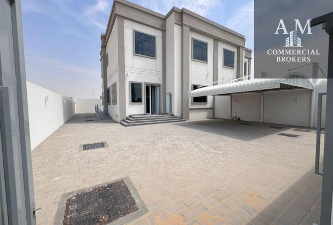 92725158 - Property Main Image
