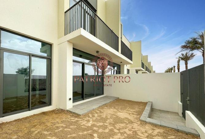 98683067 - Property Image 3