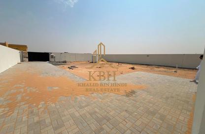 Land - Studio for rent in Al Jlail - Al Sajaa - Sharjah
