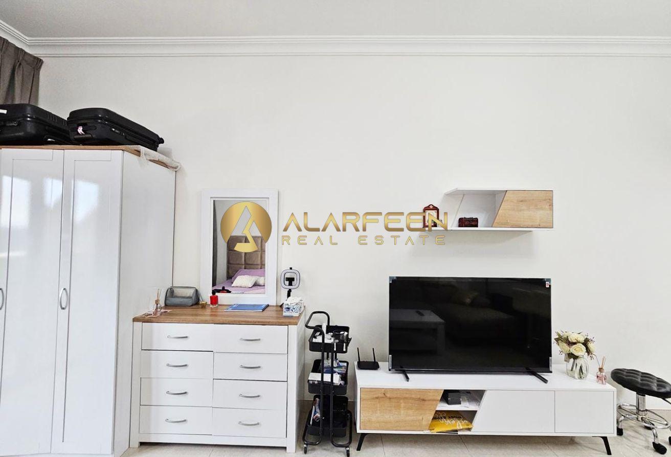 Modern Furnished | Spacious | Near To Circle Mall photo 7