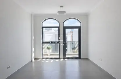 شقة - 2 غرف نوم - 3 حمامات للايجار في ارت جاردنز المبنى ب - آشلي هيلز - ارجان - دبي