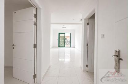 Apartment - 3 Bedrooms - 3 Bathrooms for rent in Muweileh Community - Muwaileh Commercial - Sharjah