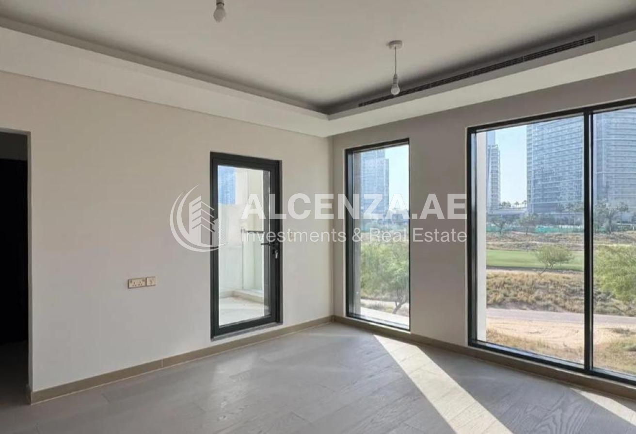 Luxury Living | Brand New | Full Golf Course Views photo 6