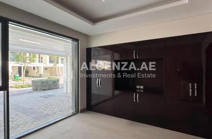 Villa - 4 - 3 for rent in Trump Estates - Damac Hills - Dubai