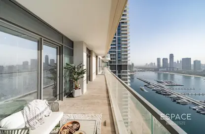 Apartment - 3 Bedrooms - 4 Bathrooms for sale in Marina Vista Tower 2 - Marina Vista - EMAAR Beachfront - Dubai Harbour - Dubai