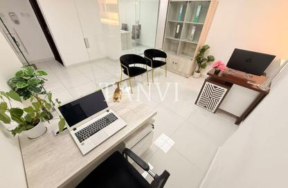 Office Space - Studio - 1 Bathroom for rent in Silver Home Building - Hor Al Anz - Deira - Dubai