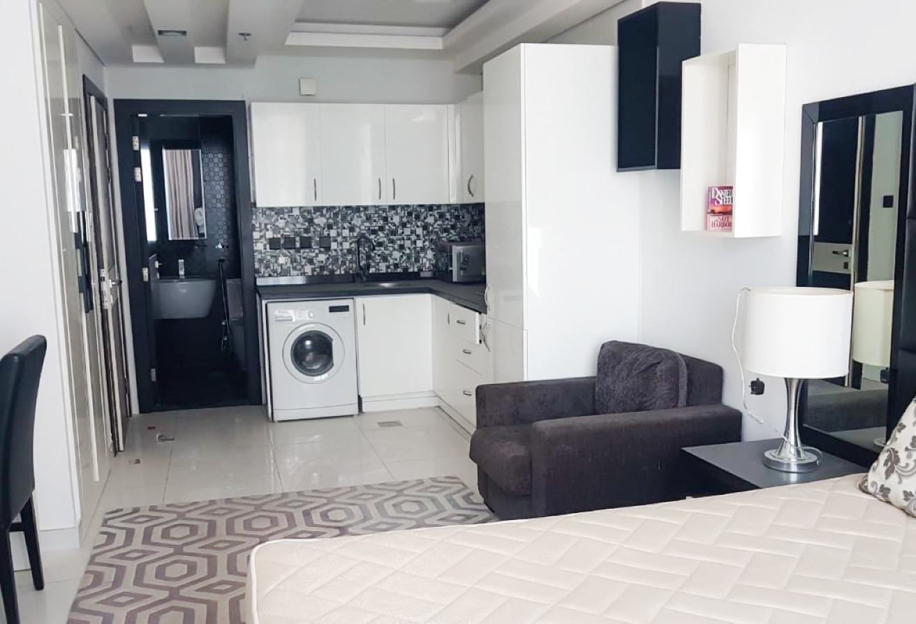 Fully Upgraded | 12 Cheques | High Floor