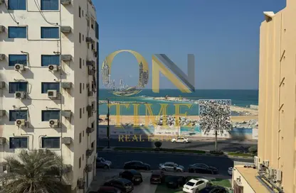 عمارة بالكامل - 8 غرف نوم - 8 حمامات للبيع في مساكن كورنيش عجمان - طريق كورنيش عجمان - عجمان