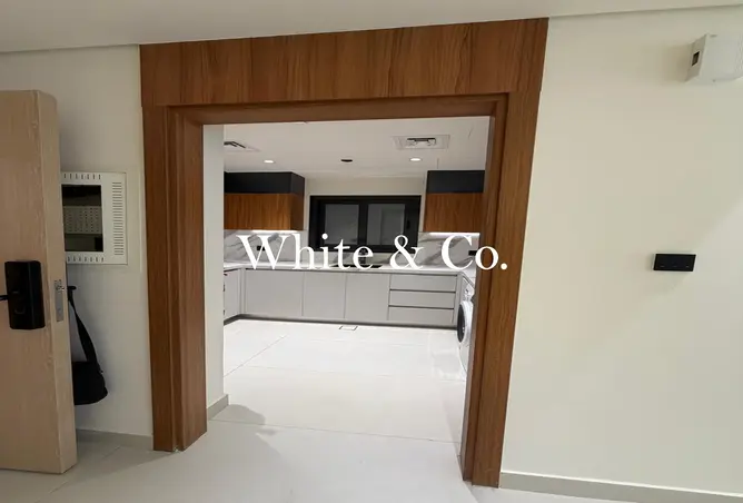 127483640 - Property Image 3