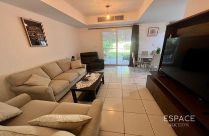 Villa - 2 - 2 for rent in Springs 6 - The Springs - Dubai Villa - 2 - 2 for rent in Springs 6 - The Springs - Dubai
