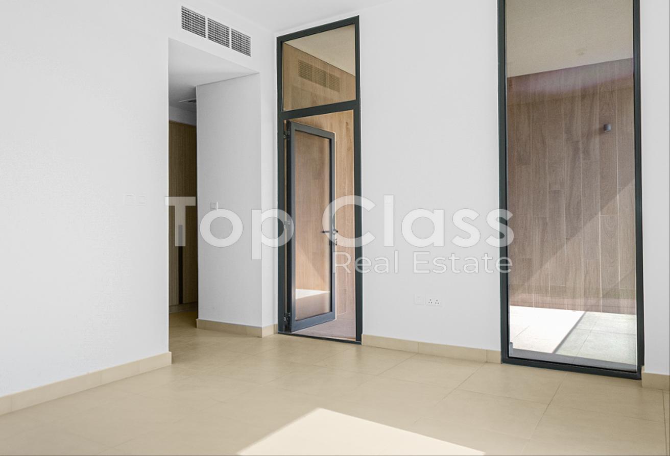 Unfurnished | Luxury | Park View | Inquire Now photo 6