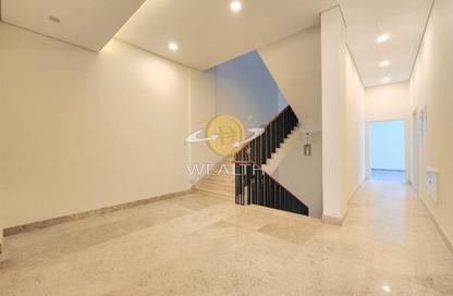 Villa - 4 - 6 for rent in Al Hooshi Villas - Hoshi - Al Badie - Sharjah