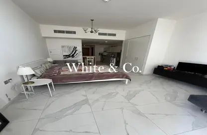 Apartment - Studio - 1 Bathroom for sale in Millennium Binghatti Residences - Business Bay - Dubai