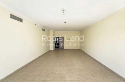 Apartment - 2 Bedrooms - 3 Bathrooms for sale in Burj Al Nujoom - Downtown Dubai - Dubai
