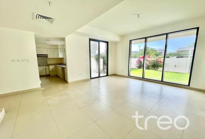 83656017 - Property Image 3
