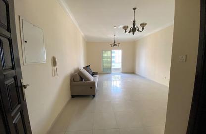 Apartment - 2 - 3 for rent in Al Qasba Downtown - Al Qasba - Sharjah