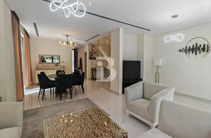 Villa - 3 Bedrooms - 4 Bathrooms for rent in Flora - DAMAC Hills - Dubai