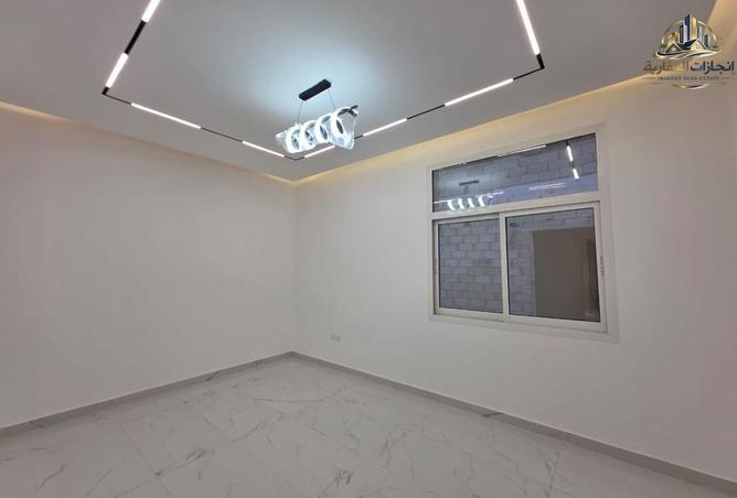 93996977 - Property Image 3