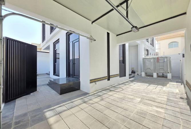 101692694 - Property Image 2