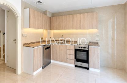 Townhouse - 2 - 3 for rent in Springs 2 - The Springs - Dubai Townhouse - 2 - 3 for rent in Springs 2 - The Springs - Dubai