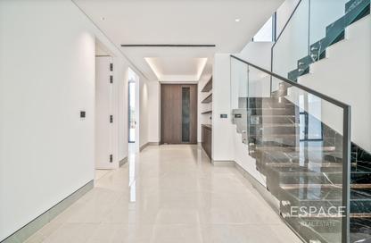 Villa - 5 Bedrooms - 6 Bathrooms for rent in Legacy Large - Legacy - Jumeirah Park - Dubai