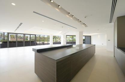 Apartment - 4 Bedrooms - 5 Bathrooms for sale in Mansion 4 - W Residences - Palm Jumeirah - Dubai