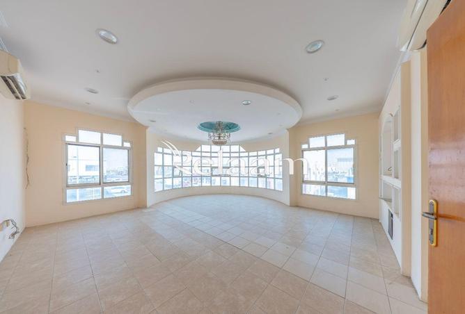 61693866 - Property Main Image