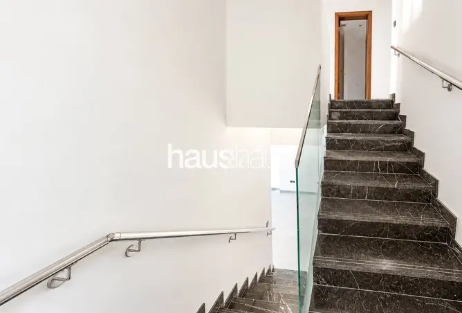 146421601 - Property Image 3