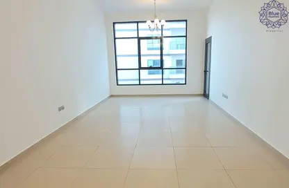 Apartment - 3 Bedrooms - 4 Bathrooms for rent in Al Barsha 1 - Al Barsha - Dubai