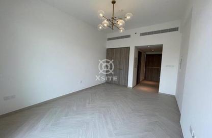 Apartment - Studio - 1 for rent in Oxford 212 - District 10 - Jumeirah Village Circle - Dubai