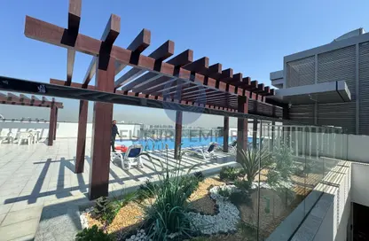 Apartment - 2 Bedrooms - 3 Bathrooms for rent in Titanium Tower - Al Karama - Dubai