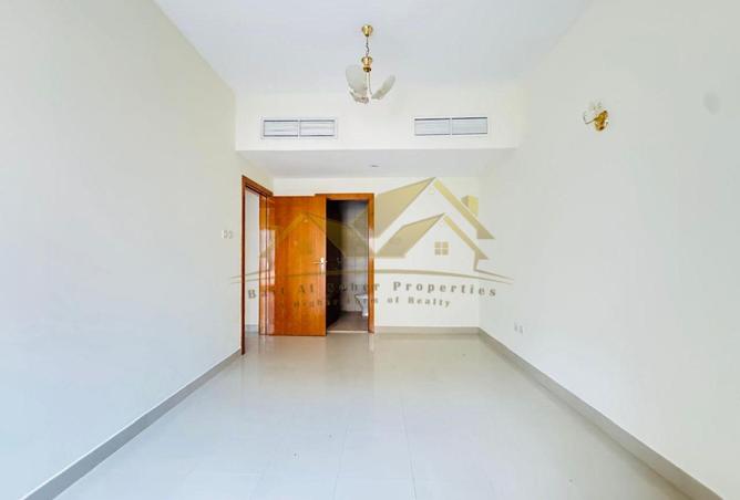 81533201 - Property Image 2