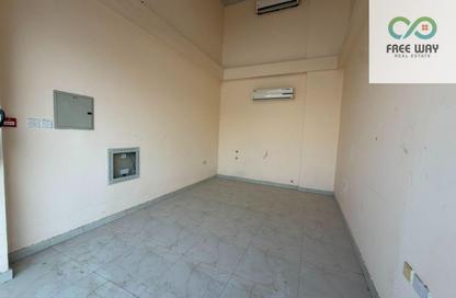 Shop - Studio for rent in Al Jurf 3 - Al Jurf - Ajman Downtown - Ajman